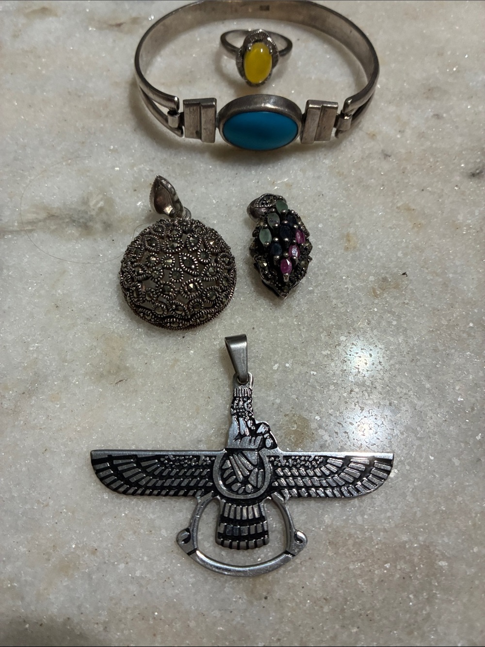 Jewelry bundle - Picture 17 of 17